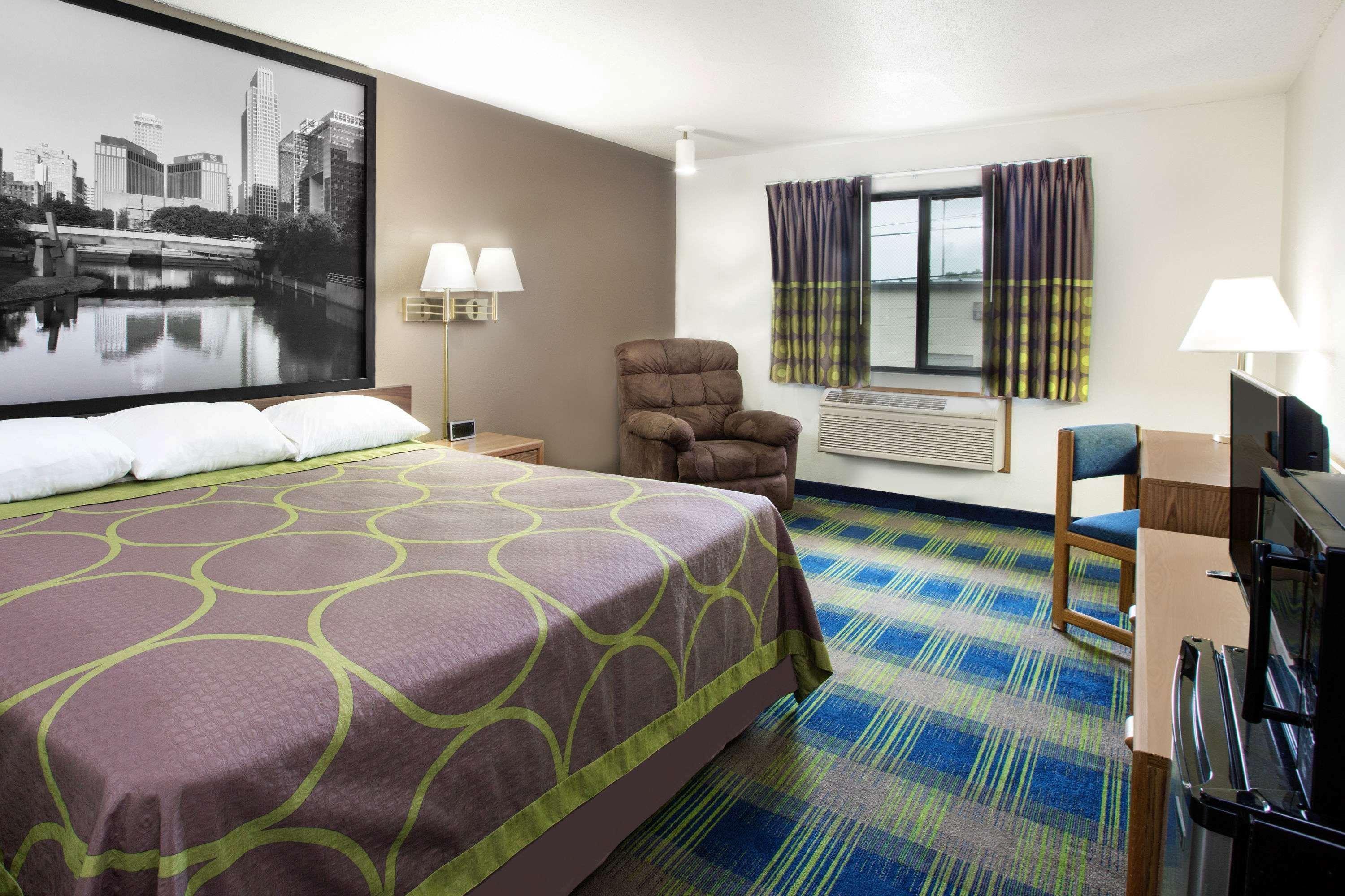 Super 8 By Wyndham Columbus Motel Kültér fotó