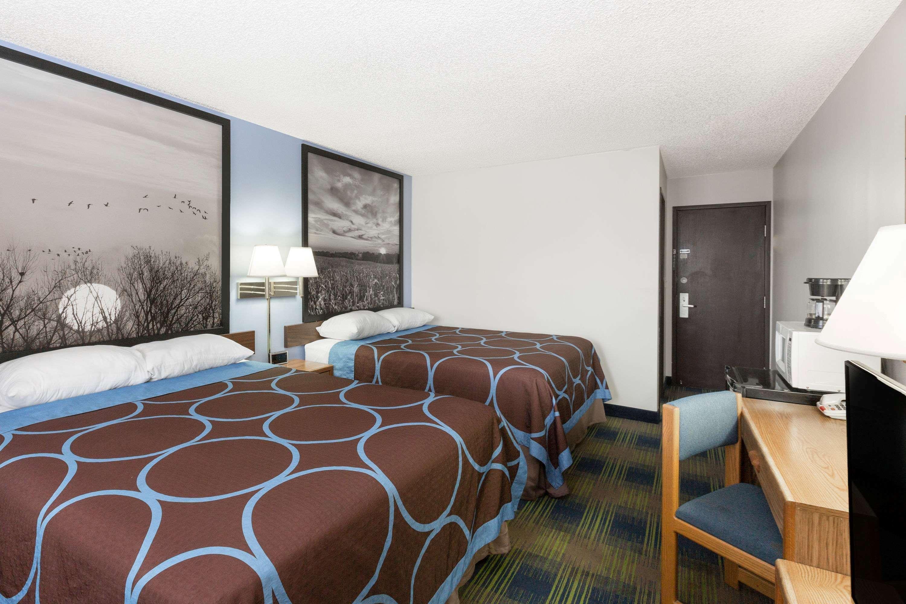 Super 8 By Wyndham Columbus Motel Kültér fotó